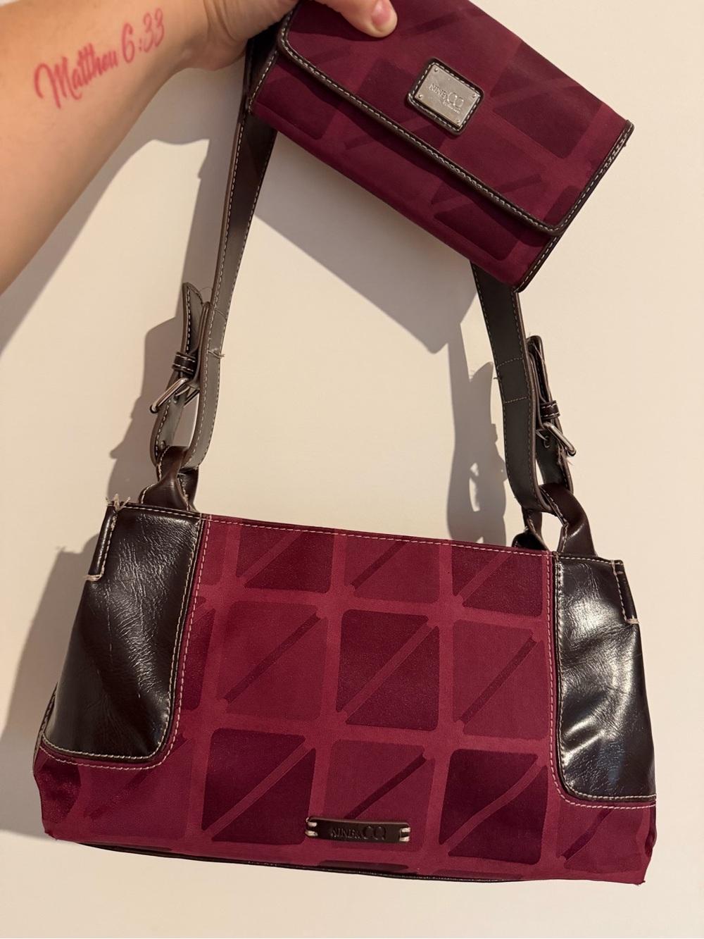 Y2K vintage Nine & Co Burgundy and black Geometric Shoulder Bag with wallet